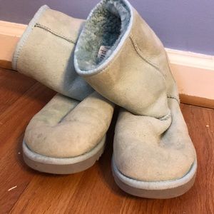Short Light Blue Ugg’s